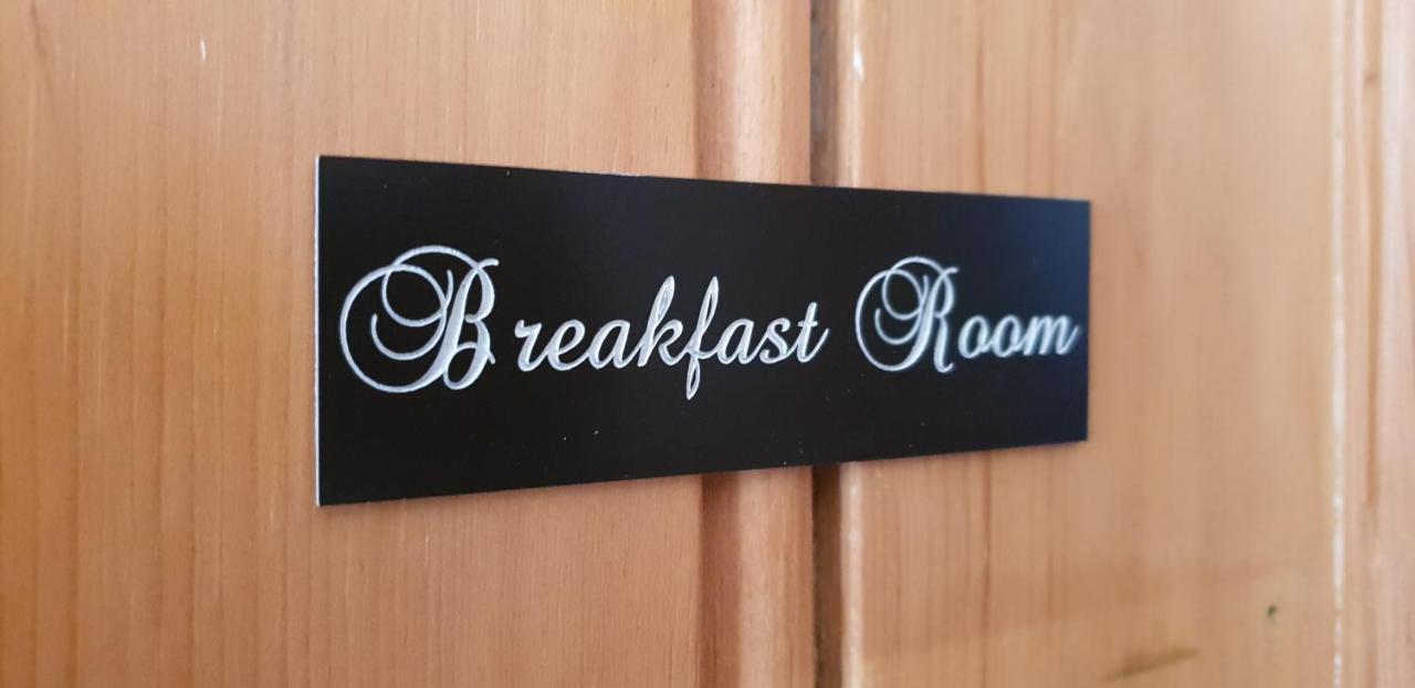 The Old Rectory Bed & Breakfast Ларгс Екстериор снимка